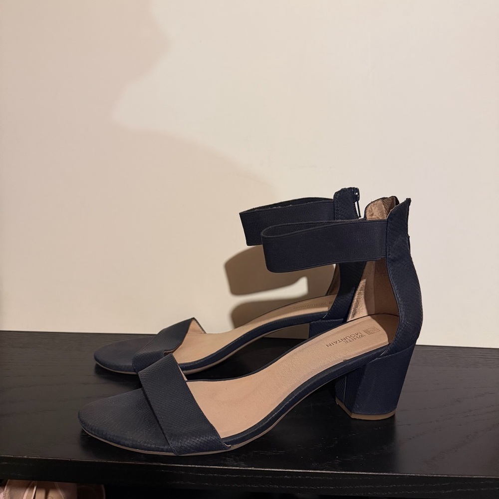 Elegant Navy Blue Women's Heels